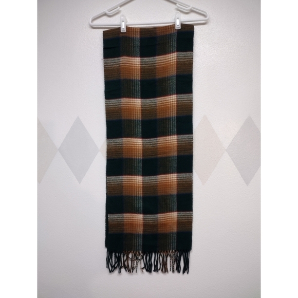Field Manor Cashmink plaid fringed scarf - Picture 2 of 11